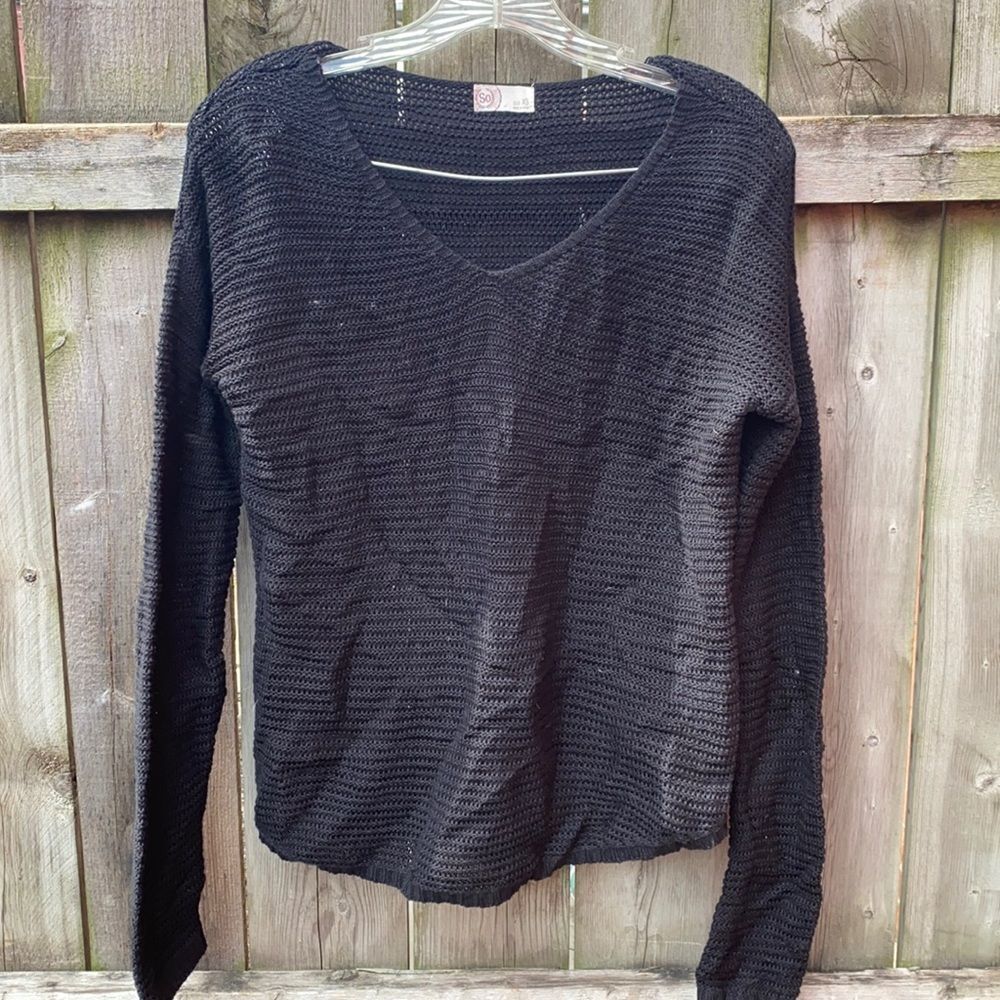 SO Black sweater sz. XS